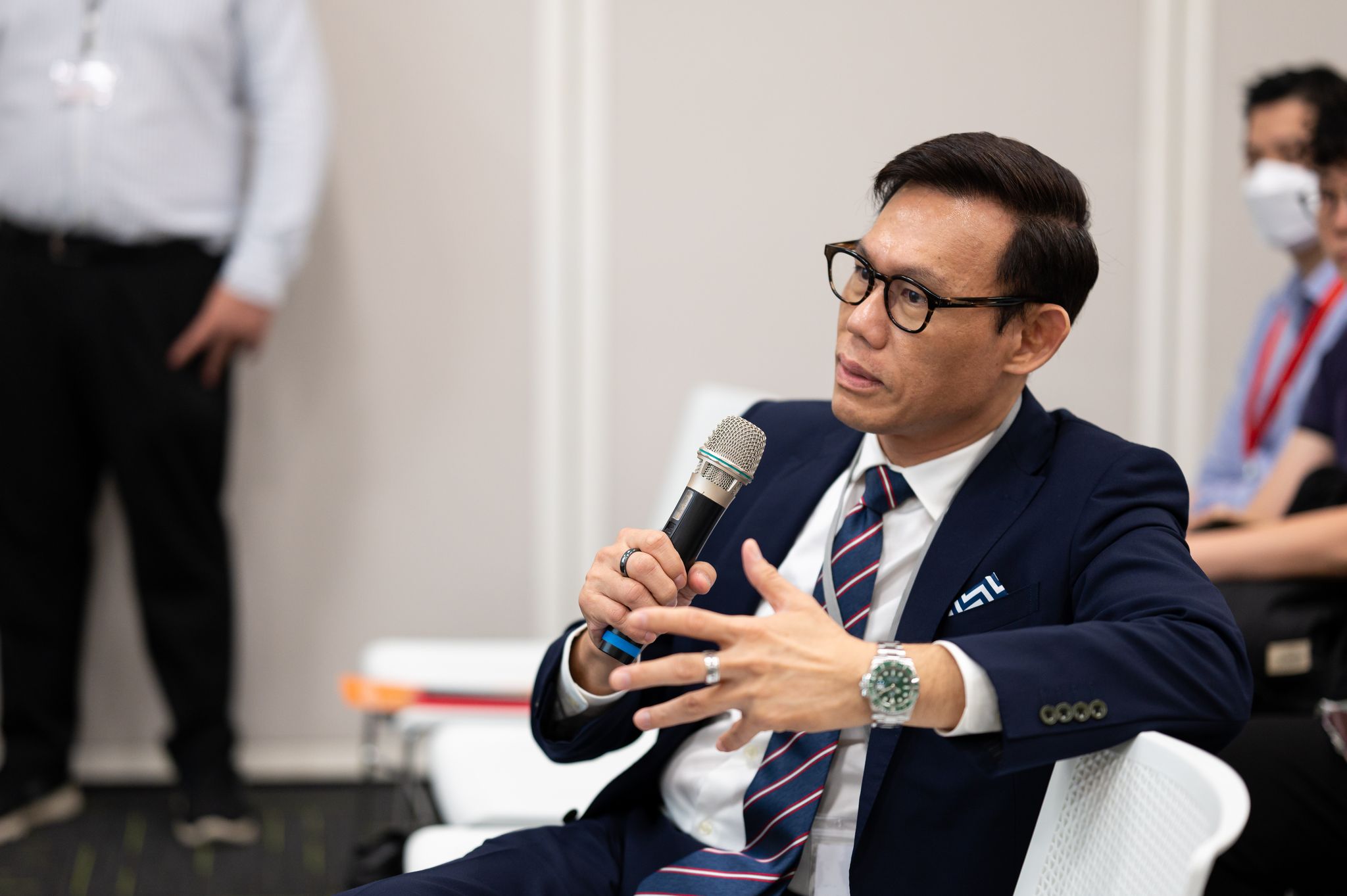 Dr. Alan Go — speaking at conference